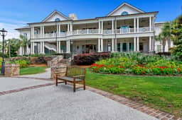 Oceanfront Paradise:Luxurious 8-Bedroom Home with Pool and Spectacular Views! - Image 4