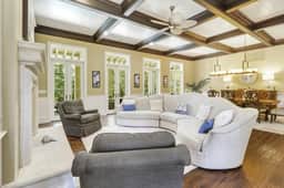 Gorgeous 2nd row home directly on the beach path in Palmetto Dunes with pool - Image 3