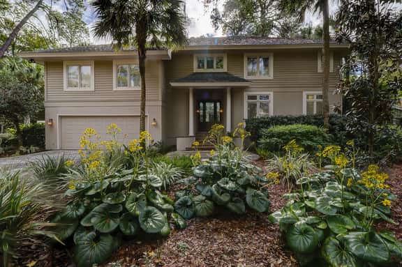 Elegant 5th row beach home with a private pool. - Image 2