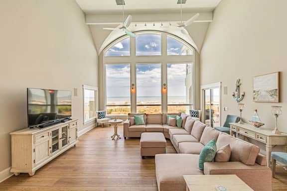 Oceanfront stunner w/ private pool & spa, game rooms, outdoor kitchen & more! - Image 3