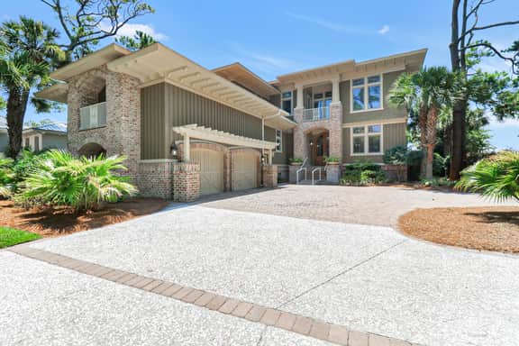 Luxurious oceanfront home with private pool with spa - Image 4