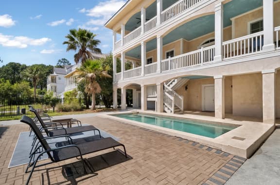 2nd Row Luxury home with a game room, a golf simulator and private pool - Image 1